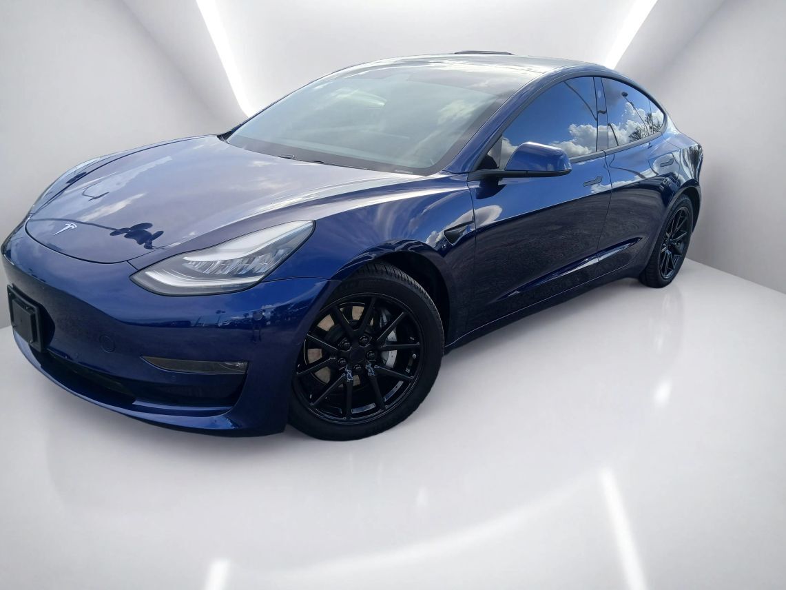 2018 Tesla Model 3 Long Range Sedan 4D