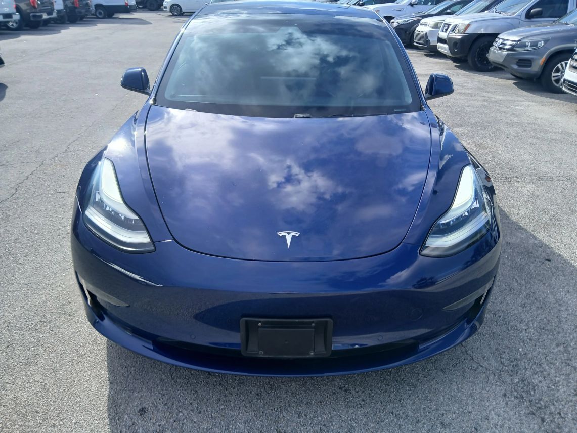 2018 Tesla Model 3 Long Range Sedan 4D