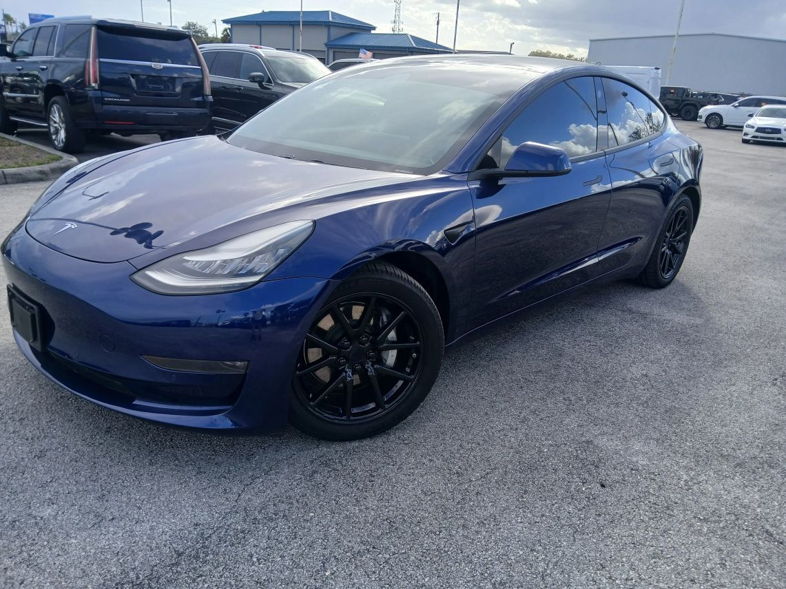 2018 Tesla Model 3 Long Range Sedan 4D
