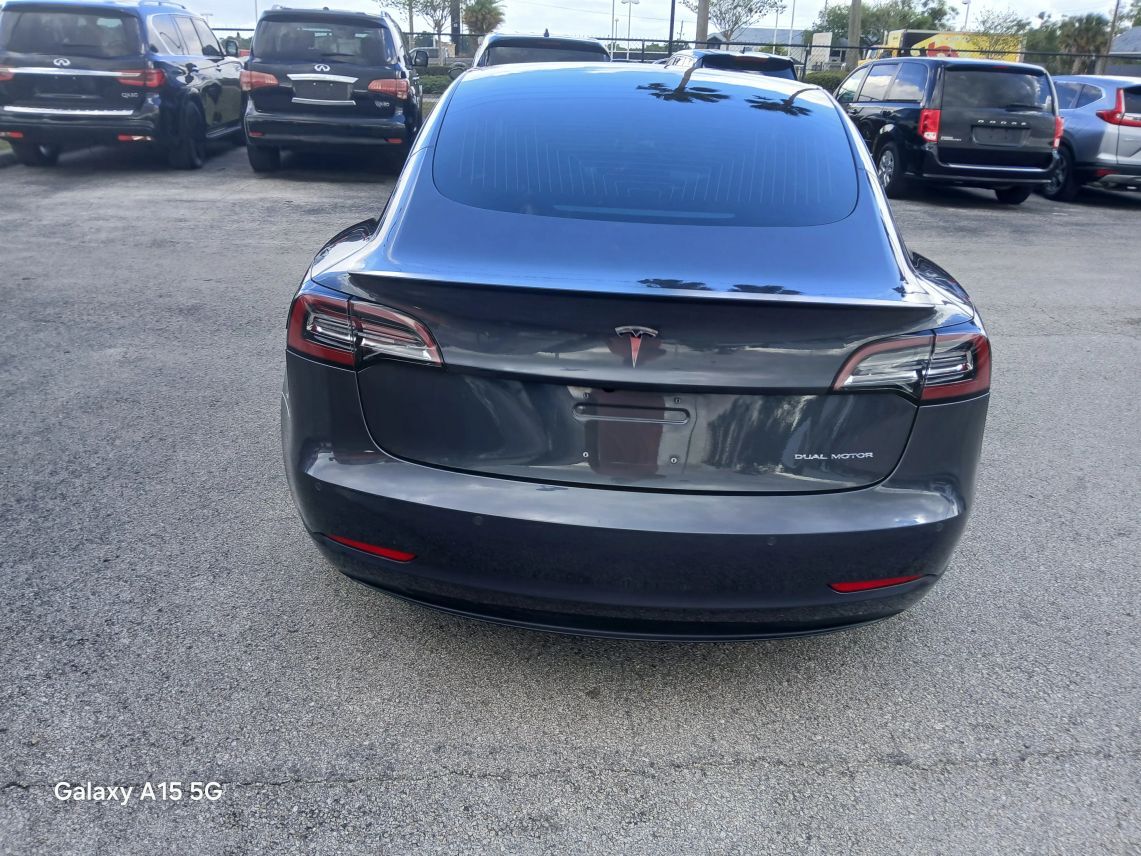 2018 Tesla Model 3 Long Range Sedan 4D