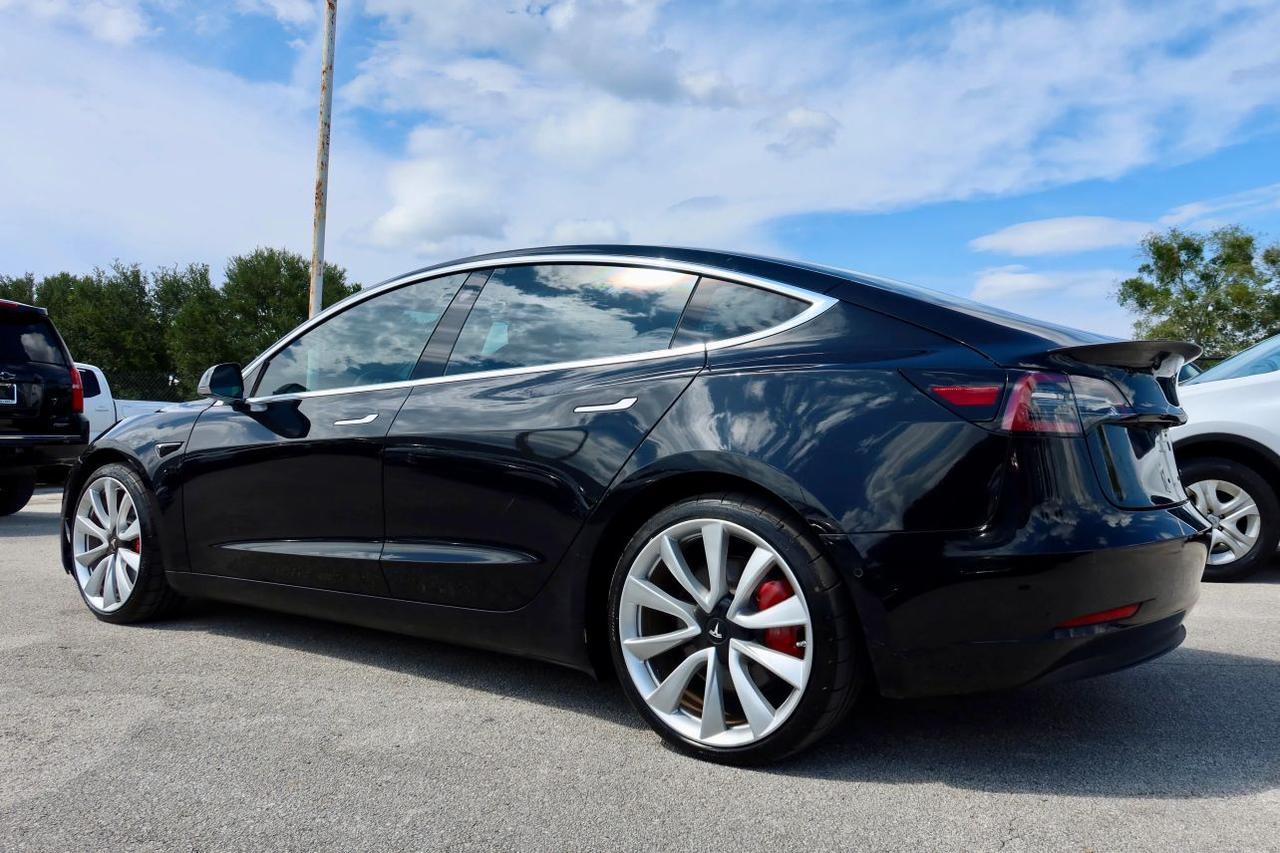 2018 Tesla Model 3 Long Range Sedan 4D