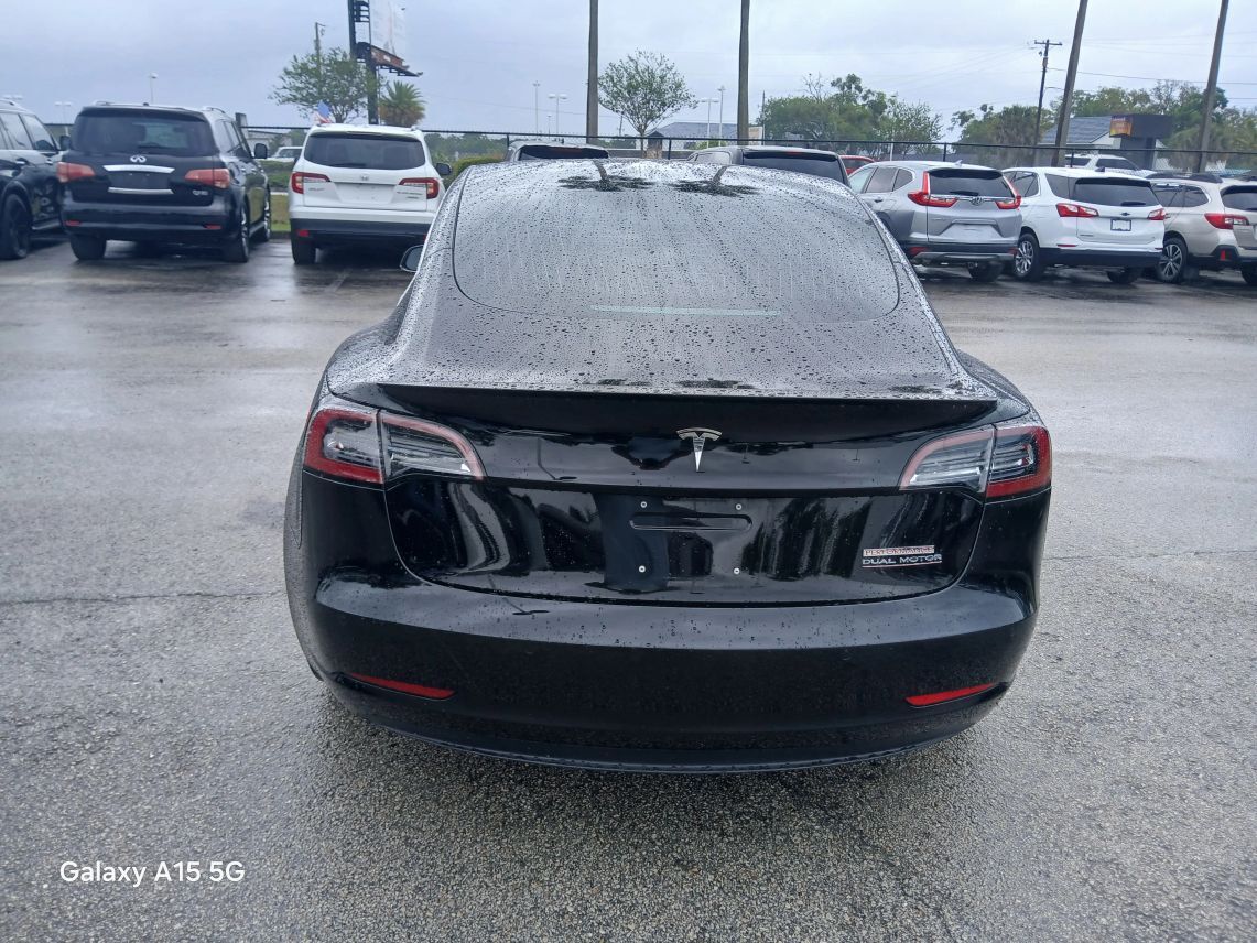 2018 Tesla Model 3 Long Range Sedan 4D