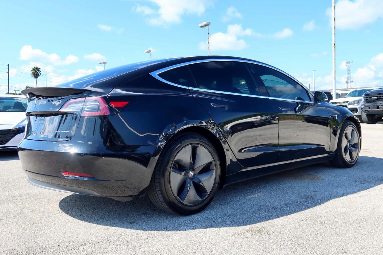 2018 Tesla Model 3 Long Range Sedan 4D