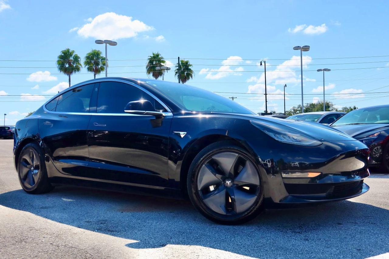 2018 Tesla Model 3 Long Range Sedan 4D