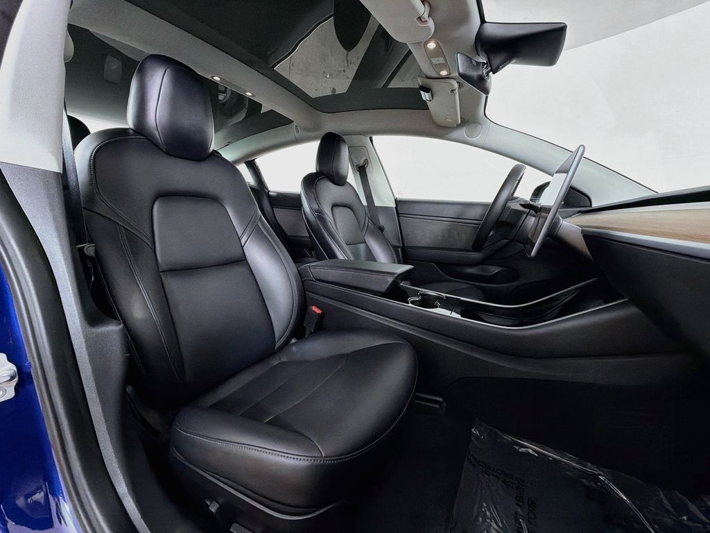 2018 Tesla Model 3 Long Range Willowbrook IL