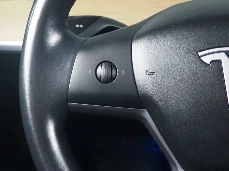 2018 Tesla Model 3 Mid Range RWD *FULL SELF-DRIVING ENABLED, AUTOPILOT, NAVIGATION, SAEFTY ALERTS, ADAPTIVE CRUISE, BACKUP-CAMERA, PANORAMA GLASS ROOF, HEATED SEATS, BLUETOOTH Round Rock TX