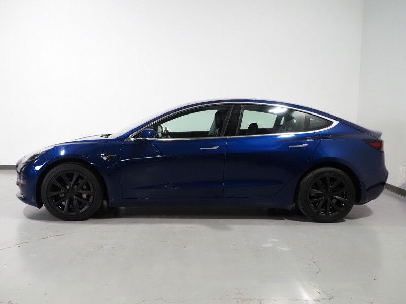 2018 Tesla Model 3 Mid Range RWD *FULL SELF-DRIVING ENABLED, AUTOPILOT, NAVIGATION, SAEFTY ALERTS, ADAPTIVE CRUISE, BACKUP-CAMERA, PANORAMA GLASS ROOF, HEATED SEATS, BLUETOOTH Round Rock TX