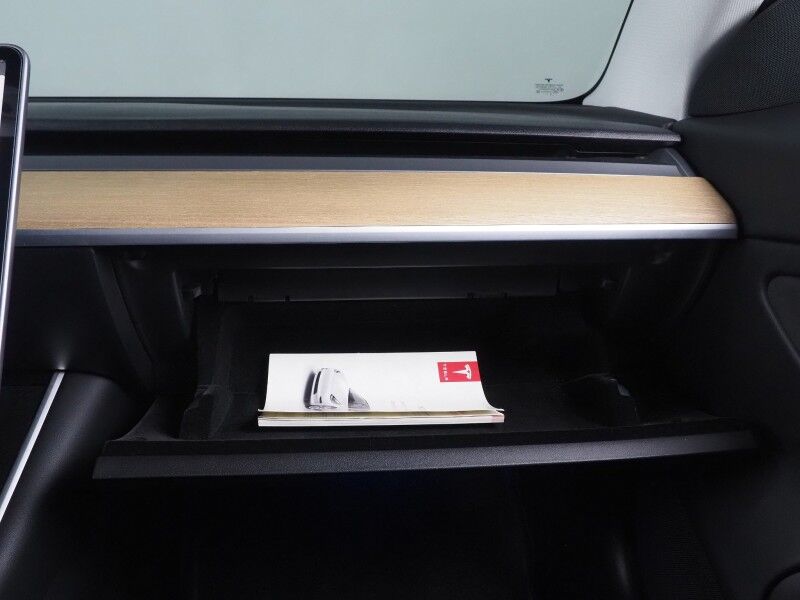 2018 Tesla Model 3 Mid Range RWD *FULL SELF-DRIVING ENABLED, AUTOPILOT, NAVIGATION, SAEFTY ALERTS, ADAPTIVE CRUISE, BACKUP-CAMERA, PANORAMA GLASS ROOF, HEATED SEATS, BLUETOOTH Round Rock TX