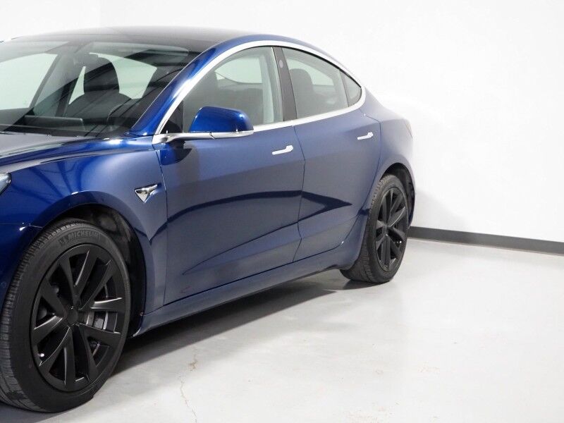 2018 Tesla Model 3 Mid Range RWD *FULL SELF-DRIVING ENABLED, AUTOPILOT, NAVIGATION, SAEFTY ALERTS, ADAPTIVE CRUISE, BACKUP-CAMERA, PANORAMA GLASS ROOF, HEATED SEATS, BLUETOOTH Round Rock TX