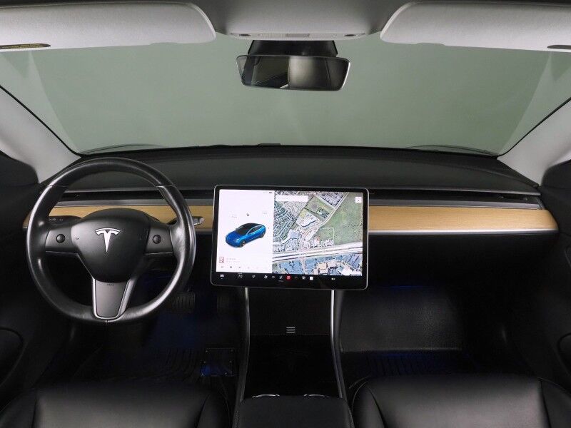 2018 Tesla Model 3 Mid Range RWD *FULL SELF-DRIVING ENABLED, AUTOPILOT, NAVIGATION, SAEFTY ALERTS, ADAPTIVE CRUISE, BACKUP-CAMERA, PANORAMA GLASS ROOF, HEATED SEATS, BLUETOOTH