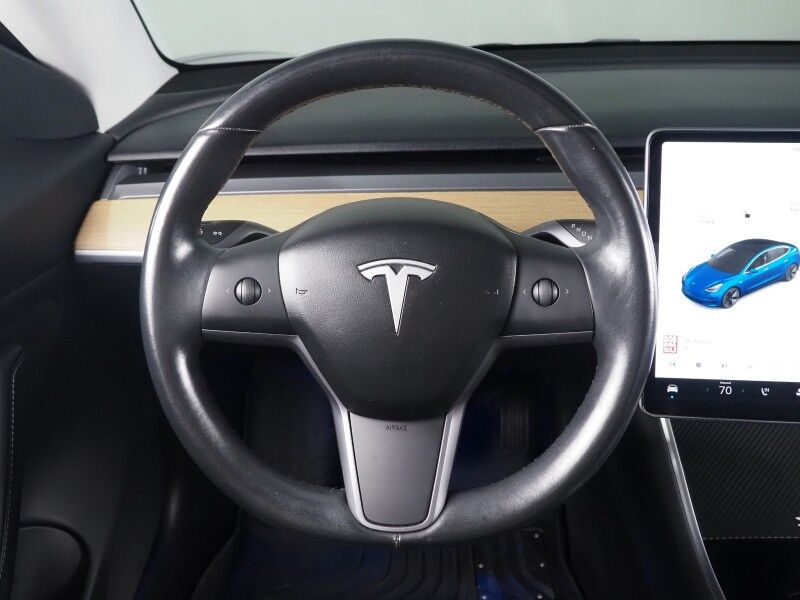 2018 Tesla Model 3 Mid Range RWD *FULL SELF-DRIVING ENABLED, AUTOPILOT, NAVIGATION, SAEFTY ALERTS, ADAPTIVE CRUISE, BACKUP-CAMERA, PANORAMA GLASS ROOF, HEATED SEATS, BLUETOOTH Round Rock TX
