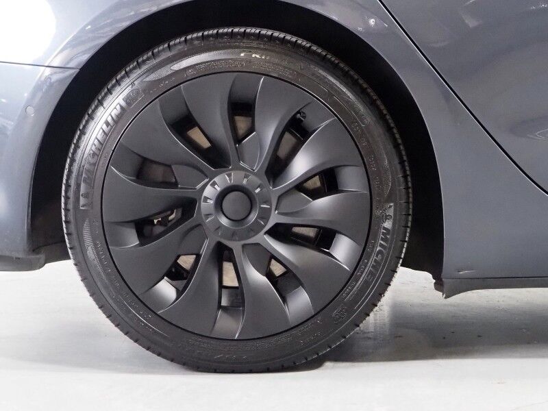 2018 Tesla Model 3 Mid Range RWD *NAVIGATION, BLIND SPOT & LANE KEEP ASSIST, COLLISION ALERT w/BRAKING, BACKUP-CAMERA, PANORAMA GLASS ROOF, HEATED SEATS, ALLOY WHEELS, BLUETOOTH PHONE & AUDIO Round Rock TX