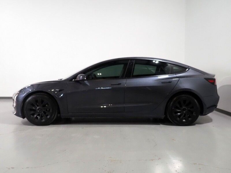 2018 Tesla Model 3 Mid Range RWD *NAVIGATION, BLIND SPOT & LANE KEEP ASSIST, COLLISION ALERT w/BRAKING, BACKUP-CAMERA, PANORAMA GLASS ROOF, HEATED SEATS, ALLOY WHEELS, BLUETOOTH PHONE & AUDIO Round Rock TX