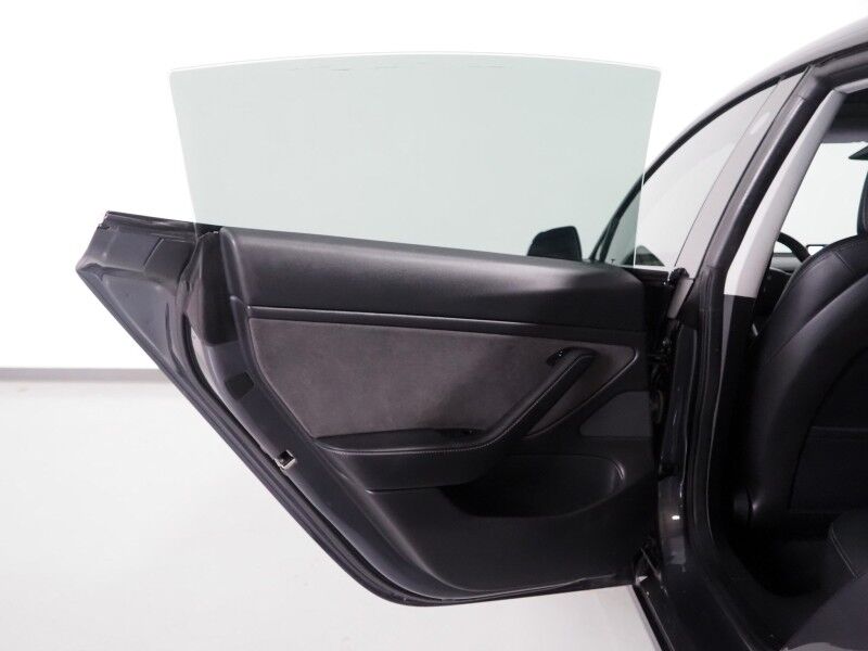 2018 Tesla Model 3 Mid Range RWD *NAVIGATION, BLIND SPOT & LANE KEEP ASSIST, COLLISION ALERT w/BRAKING, BACKUP-CAMERA, PANORAMA GLASS ROOF, HEATED SEATS, ALLOY WHEELS, BLUETOOTH PHONE & AUDIO Round Rock TX