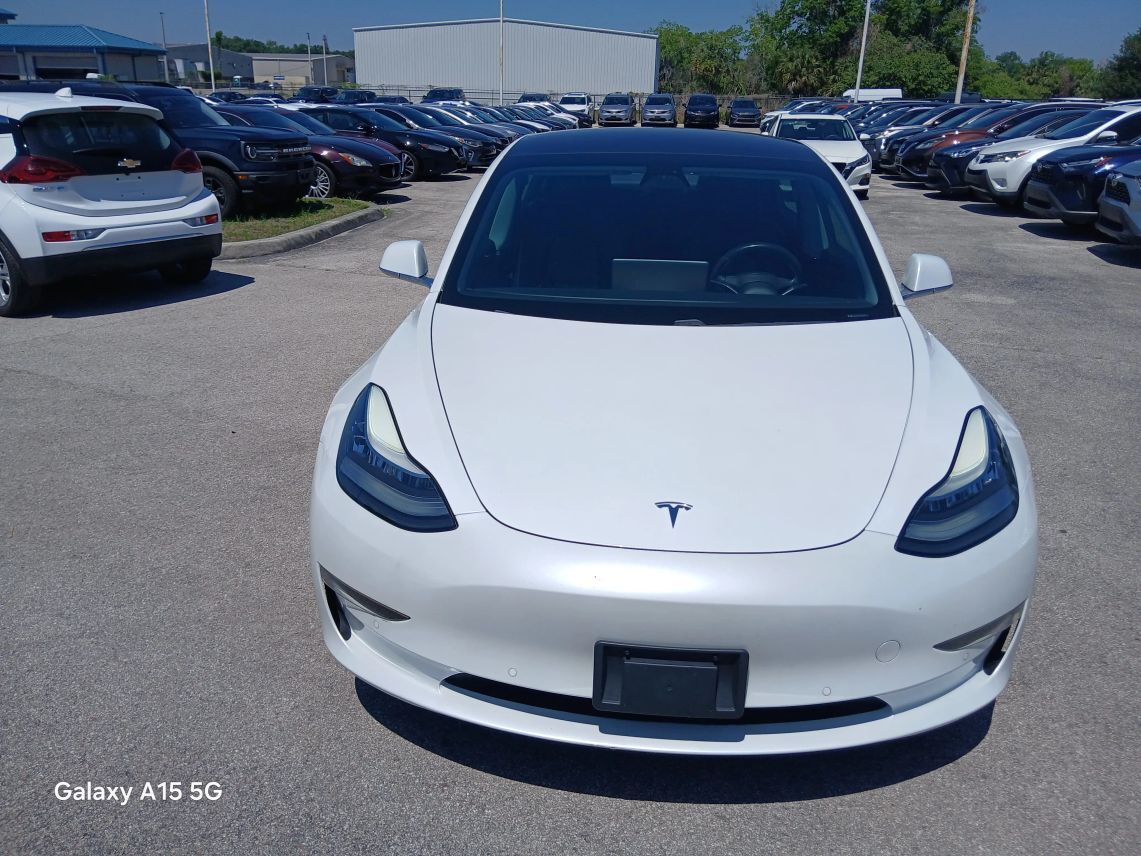 2018 Tesla Model 3 Mid Range Sedan 4D