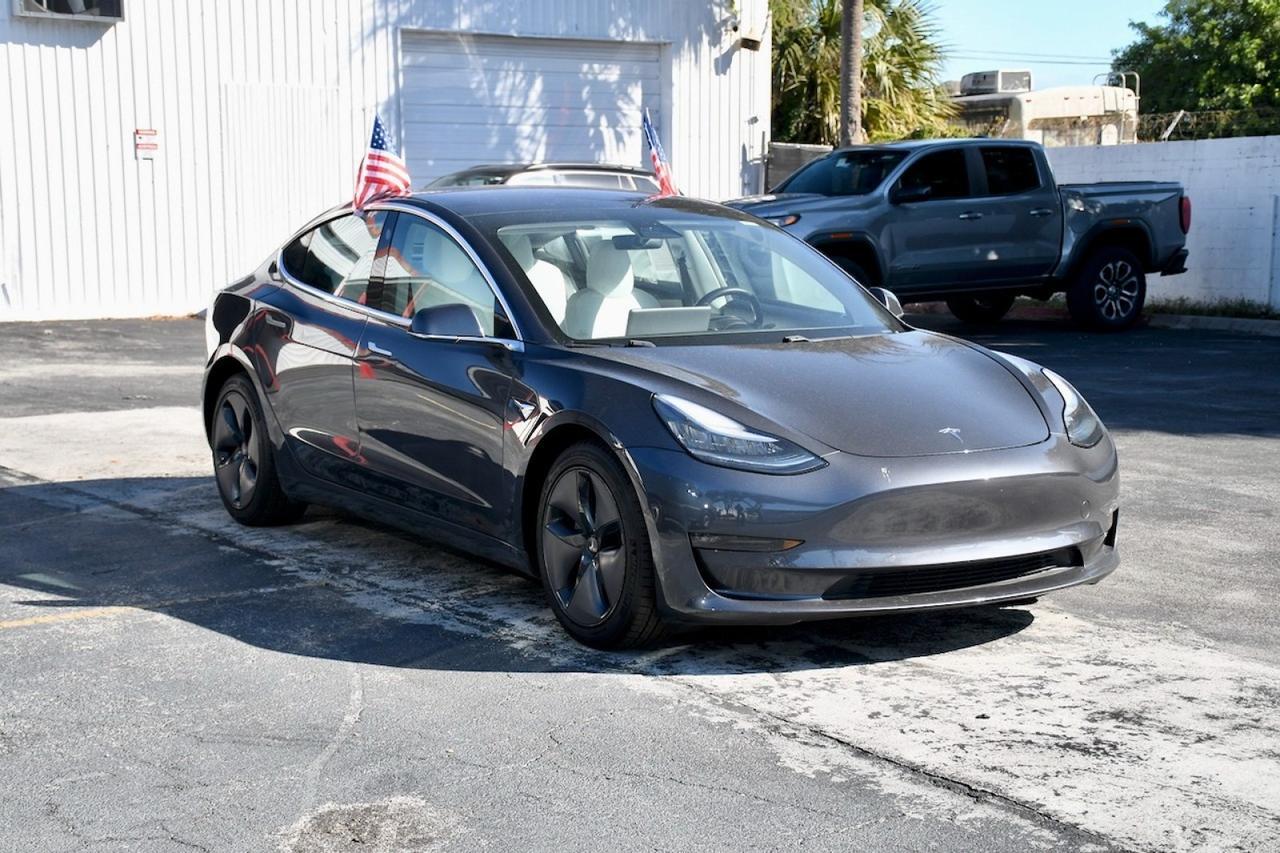 2018 Tesla Model 3 Performance