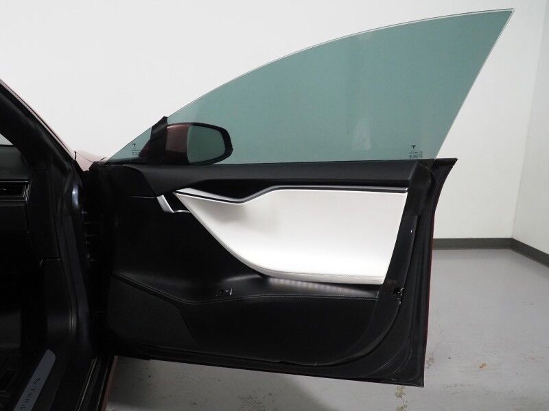 2018 Tesla Model S 75D AWD *FULL SELF-DRIVING ENABLED, AUTOPILOT, NAVIGATION, SAFETY ALERTS, ADAPTIVE CRUISE, BACKUP-CAMERA, PANORAMA GLASS ROOF, HEATED SEATS/STEERING, 19 INCH WHEELS Round Rock TX