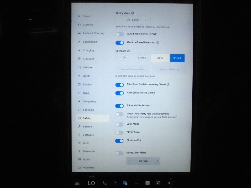 2018 Tesla Model S 75D AWD *FULL SELF-DRIVING ENABLED, AUTOPILOT, NAVIGATION, SAFETY ALERTS, ADAPTIVE CRUISE, BACKUP-CAMERA, PANORAMA GLASS ROOF, HEATED SEATS/STEERING, 19 INCH WHEELS Round Rock TX