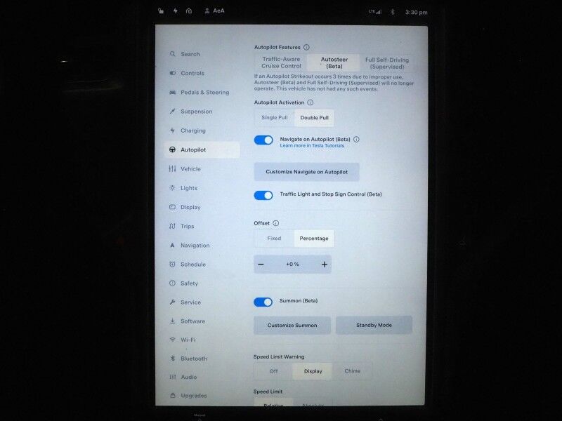 2018 Tesla Model S 75D AWD *FULL SELF-DRIVING ENABLED, AUTOPILOT, NAVIGATION, SAFETY ALERTS, ADAPTIVE CRUISE, BACKUP-CAMERA, PANORAMA GLASS ROOF, HEATED SEATS/STEERING, 19 INCH WHEELS Round Rock TX