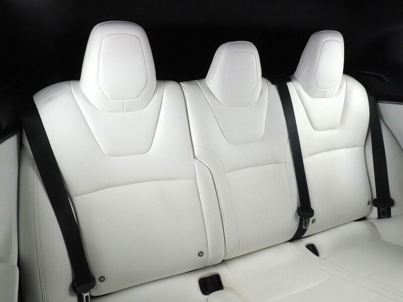 2018 Tesla Model S 75D AWD *FULL SELF-DRIVING ENABLED, AUTOPILOT, NAVIGATION, SAFETY ALERTS, ADAPTIVE CRUISE, BACKUP-CAMERA, PANORAMA GLASS ROOF, HEATED SEATS/STEERING, 19 INCH WHEELS Round Rock TX