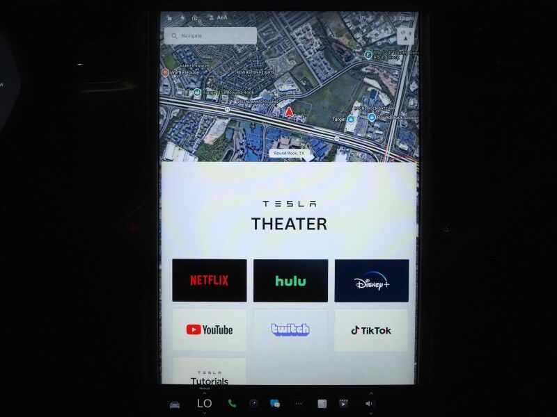 2018 Tesla Model S 75D AWD *FULL SELF-DRIVING ENABLED, AUTOPILOT, NAVIGATION, SAFETY ALERTS, ADAPTIVE CRUISE, BACKUP-CAMERA, PANORAMA GLASS ROOF, HEATED SEATS/STEERING, 19 INCH WHEELS Round Rock TX