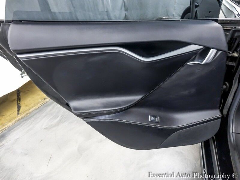 2018 Tesla Model S 75D PRICE INCLUDES THE $4000 FED EV TAX CREDIT Willowbrook IL