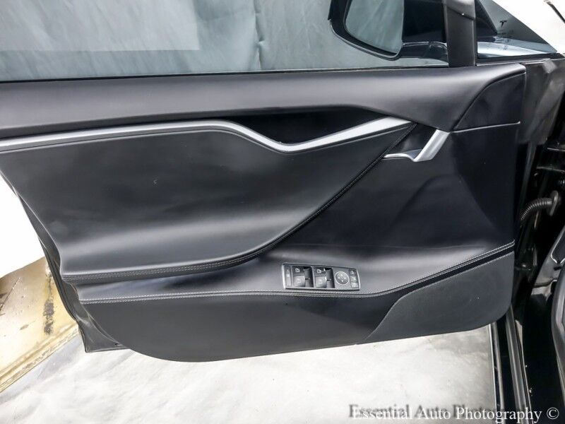 2018 Tesla Model S 75D PRICE INCLUDES THE $4000 FED EV TAX CREDIT Willowbrook IL