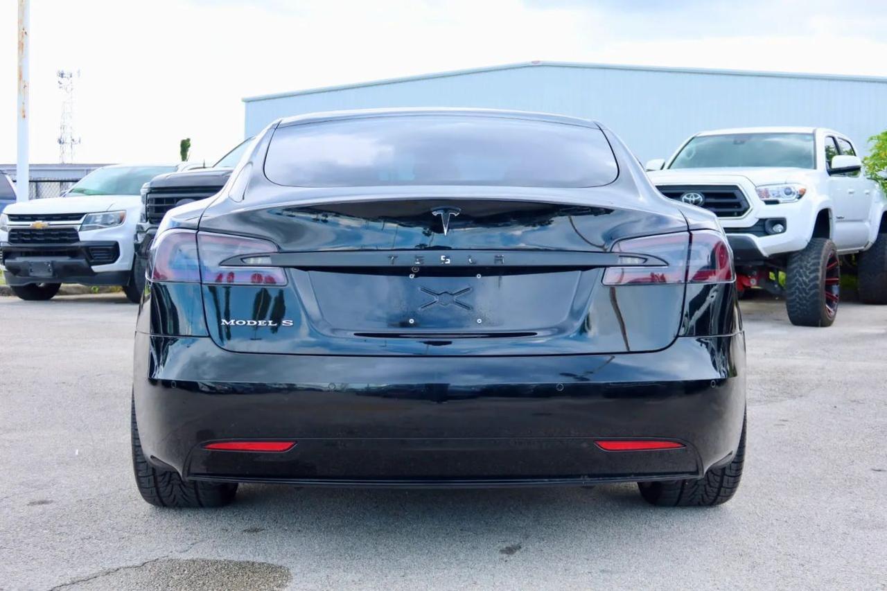 2018 Tesla Model S 75D Sedan 4D