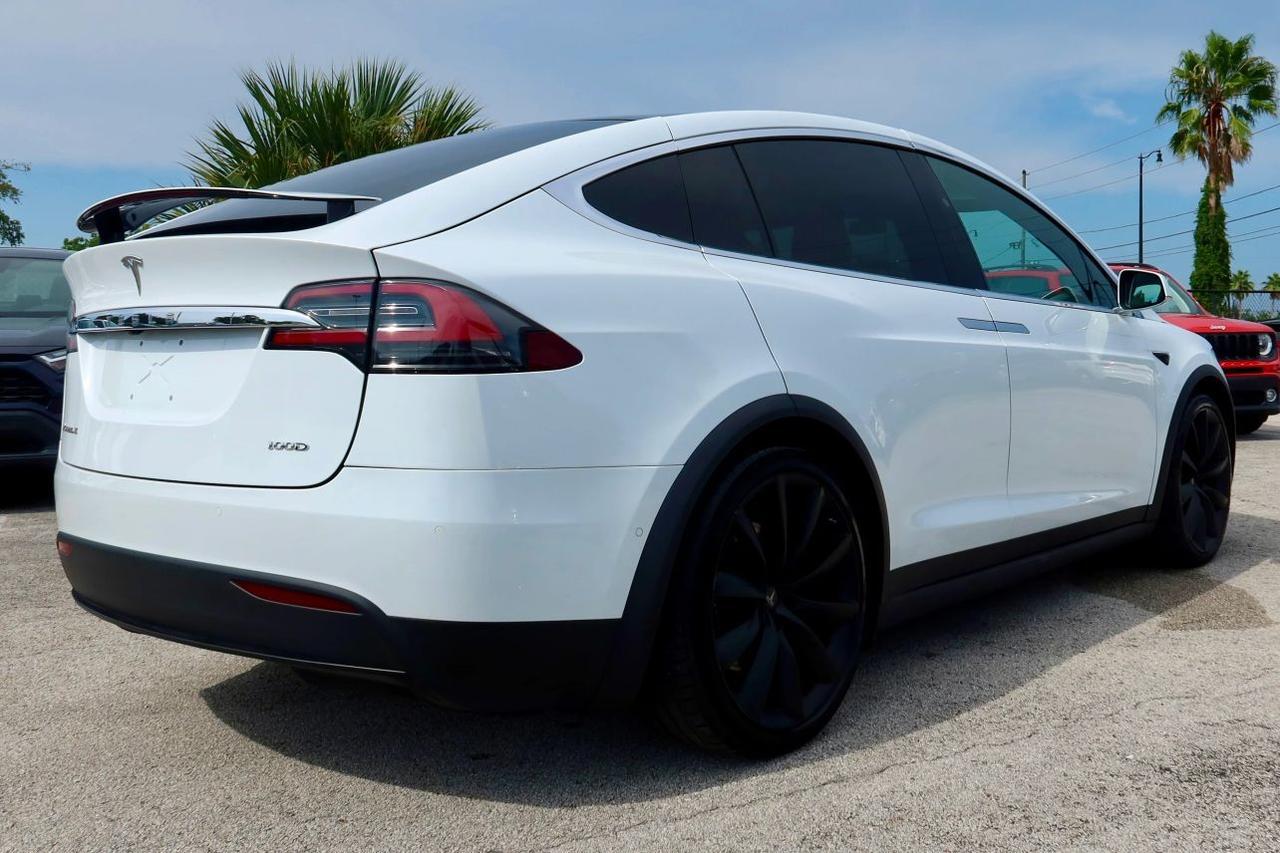 2018 Tesla Model X 100D Sport Utility 4D