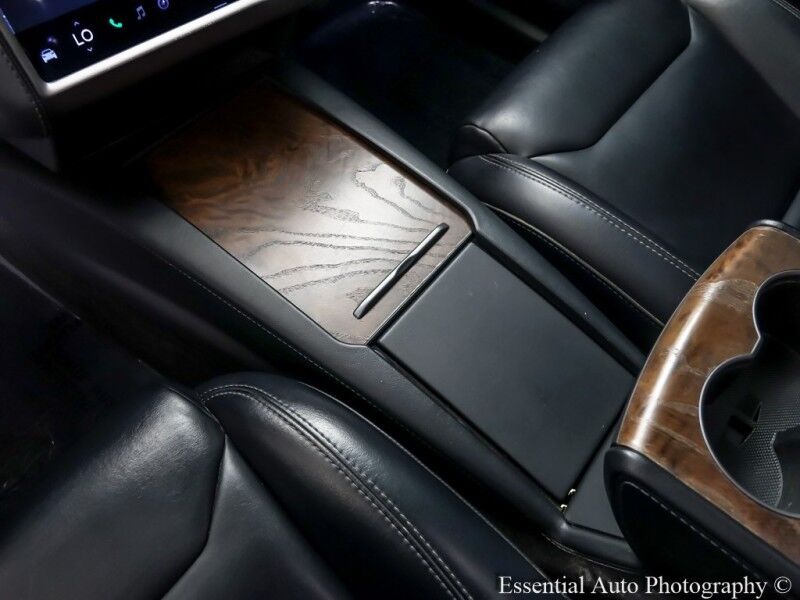 2018 Tesla Model X 75D 6 SEATER!! Willowbrook IL