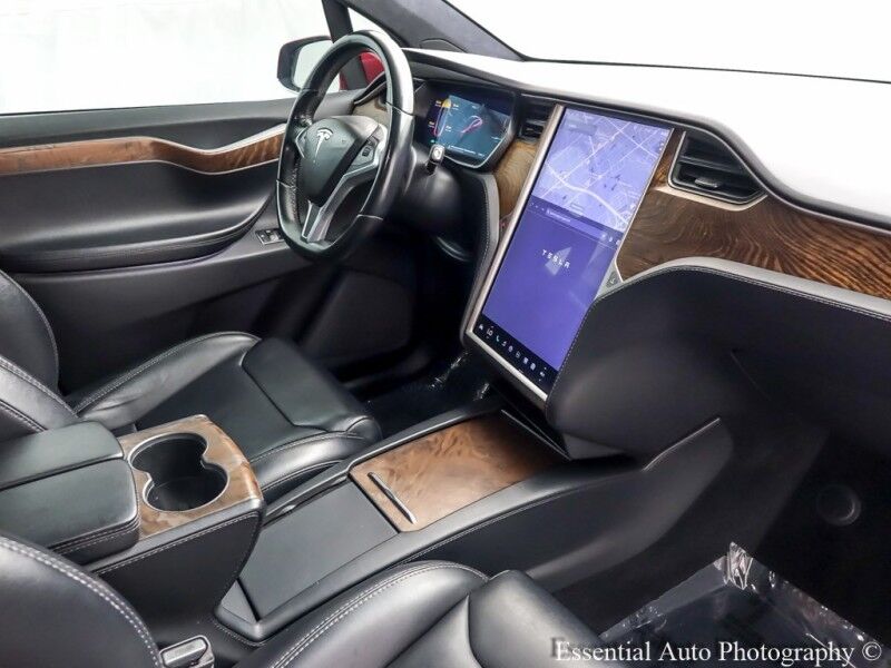 2018 Tesla Model X 75D PRICE INCLUDES THE $4000 FED EV TAX CREDIT. YOU MUST QUALIF Willowbrook IL