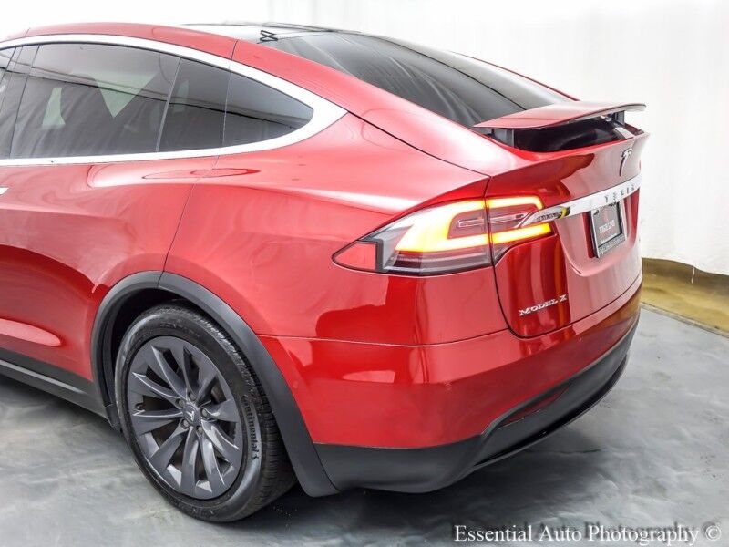 2018 Tesla Model X 75D PRICE INCLUDES THE $4000 FED EV TAX CREDIT. YOU MUST QUALIF Willowbrook IL