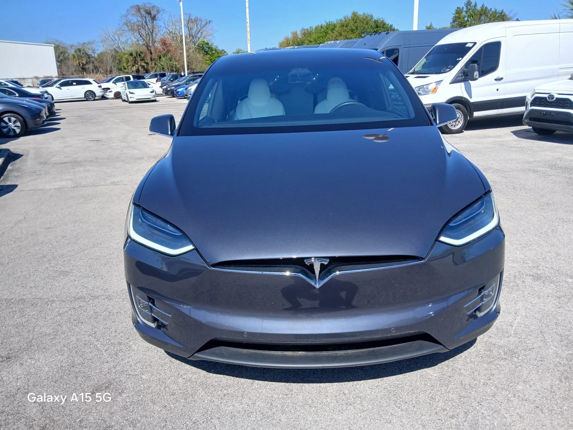 2018 Tesla Model X 75D Sport Utility 4D