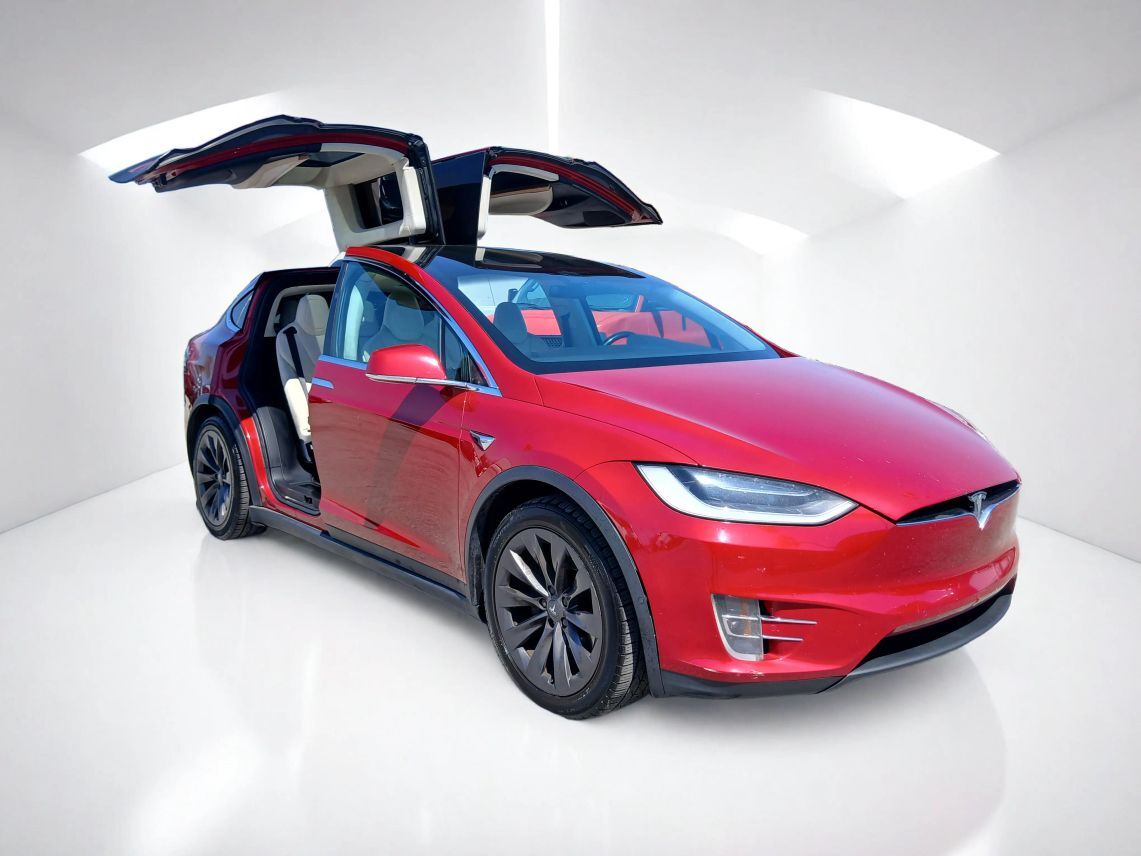 2018 Tesla Model X 75D Sport Utility 4D
