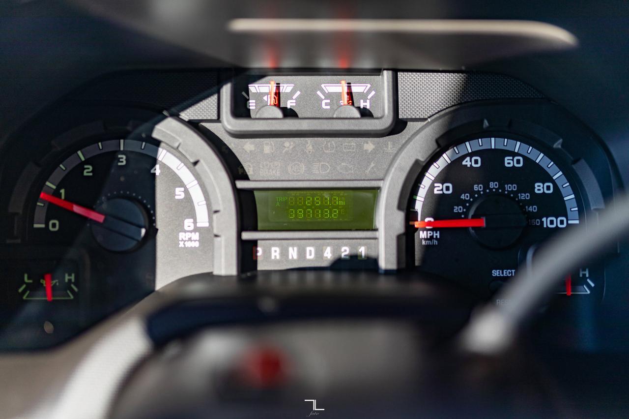 2018 Thor Chateau 22E Class C Motorhome Red Deer AB