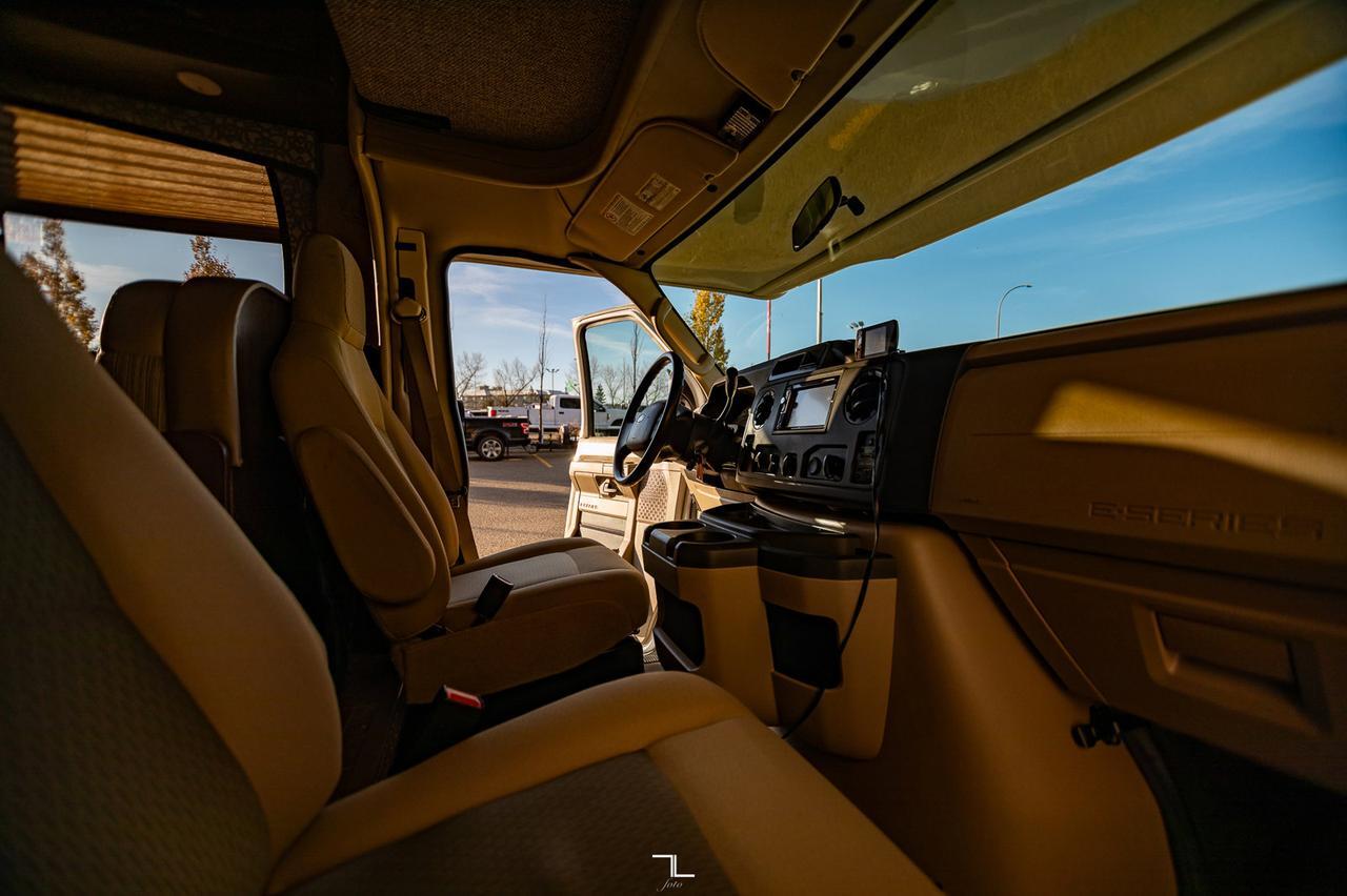 2018 Thor Chateau 22E Class C Motorhome Red Deer AB