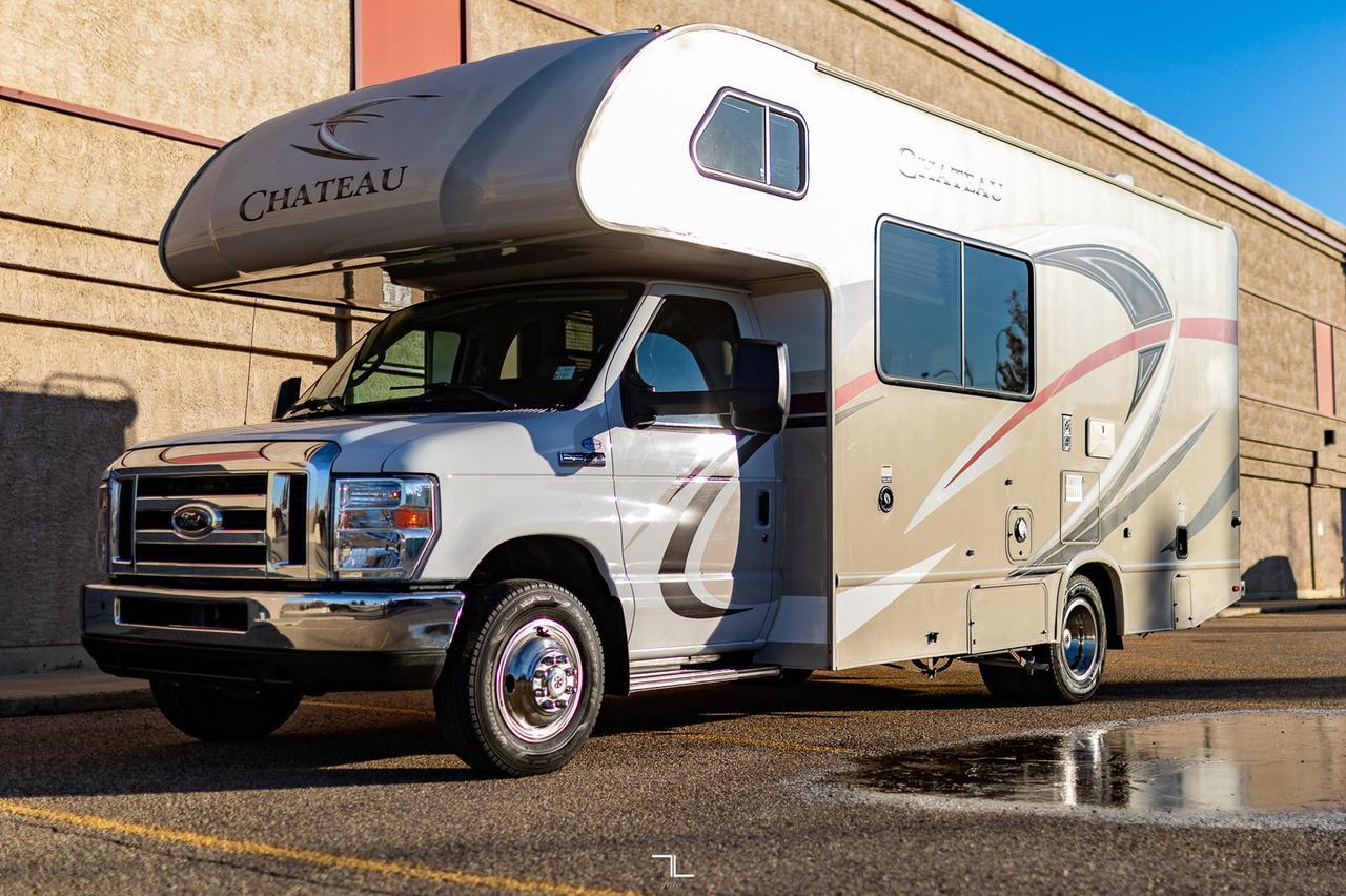 2018 Thor Chateau 22E Class C Motorhome Red Deer AB
