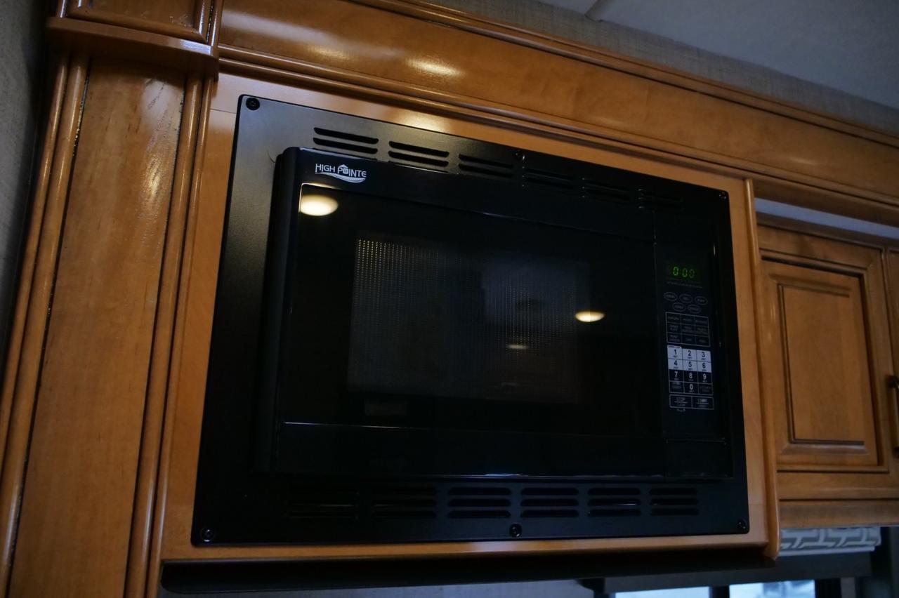 2018 Thor Motor Coach Quantum / RW28 / Exterior TV / MEGA Storage! Lincolnton NC