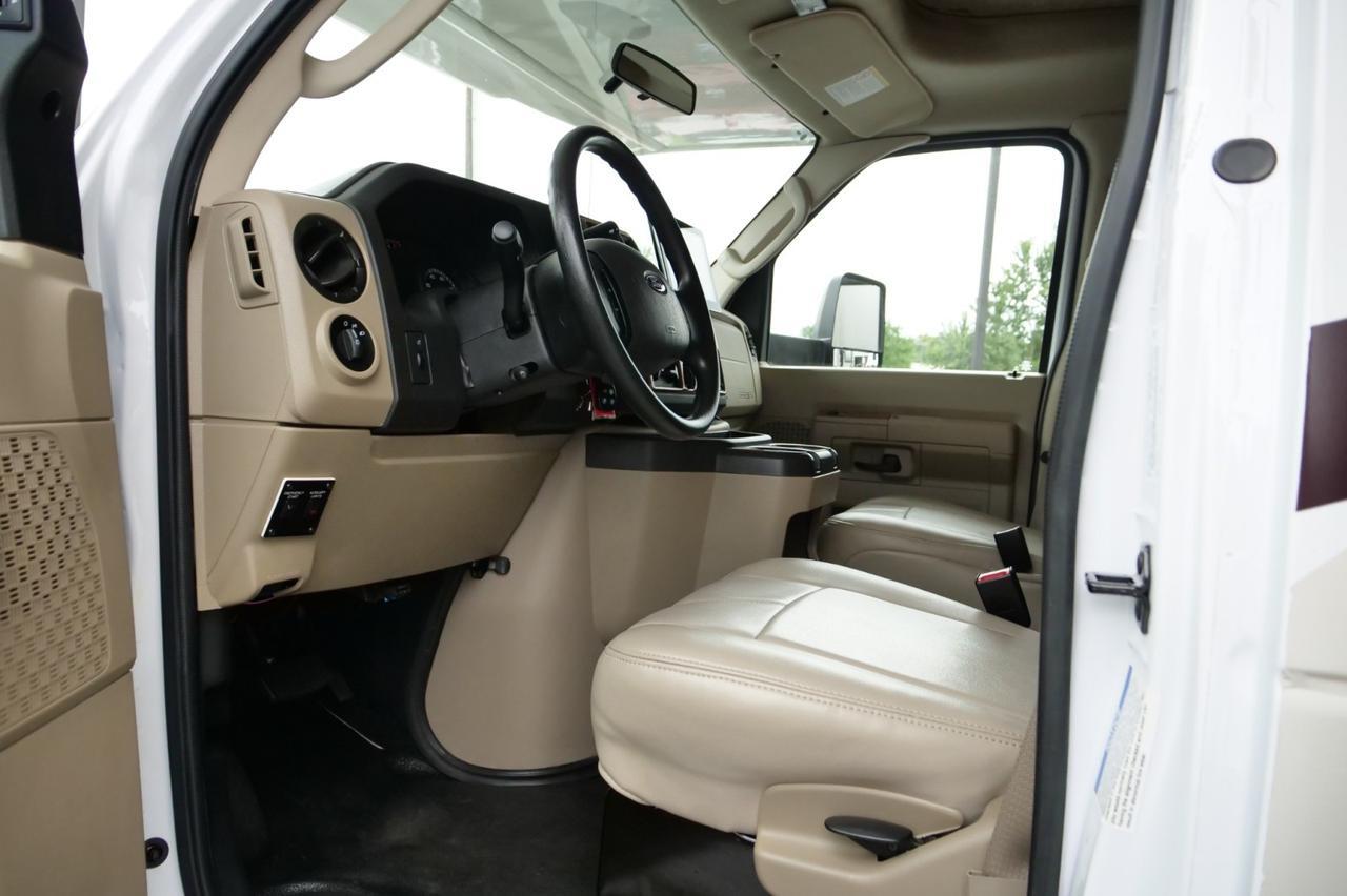 2018 Thor Motor Coach Quantum / RW28 / Exterior TV / MEGA Storage! Lincolnton NC