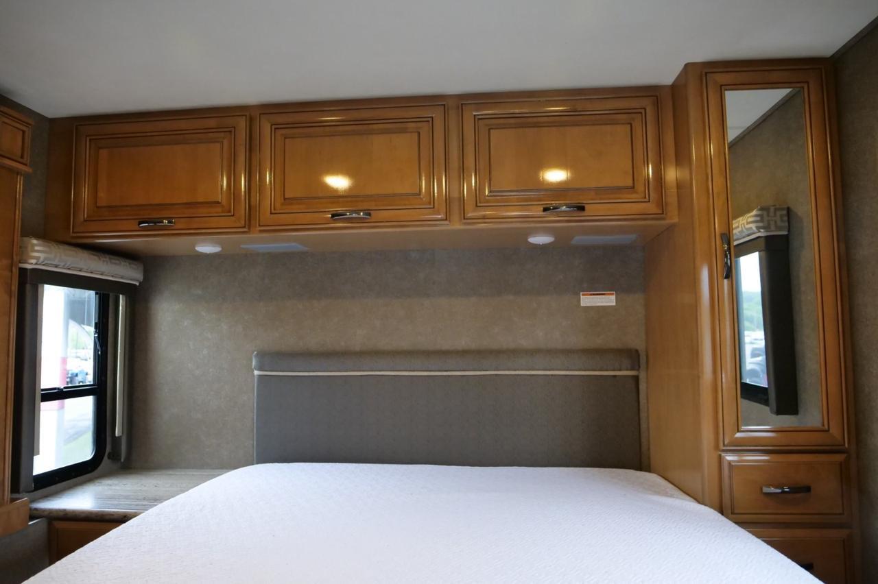 2018 Thor Motor Coach Quantum / RW28 / Exterior TV / MEGA Storage! Lincolnton NC