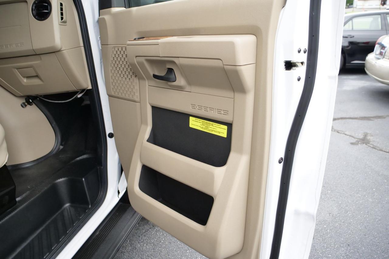 2018 Thor Motor Coach Quantum / RW28 / Exterior TV / MEGA Storage! Lincolnton NC