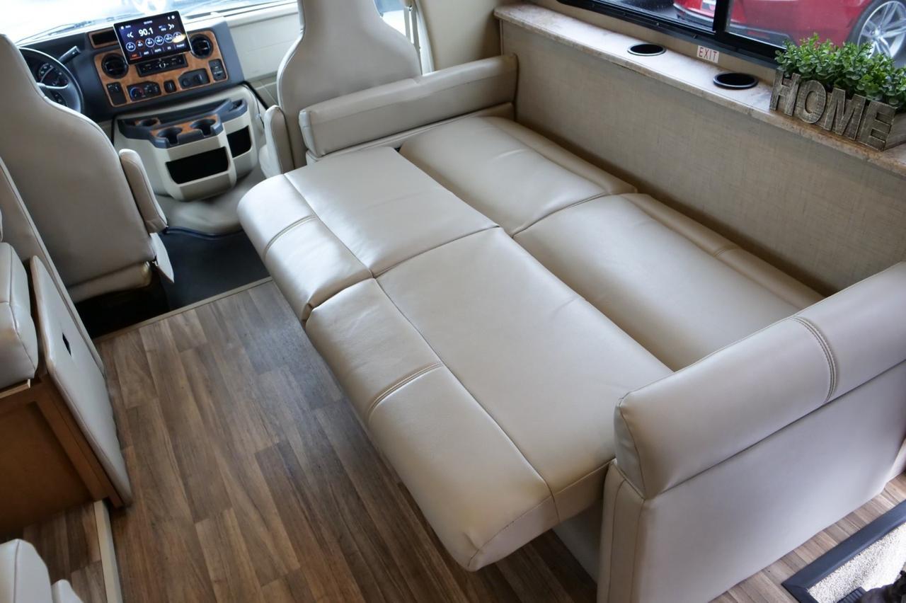 2018 Thor Motor Coach Quantum / RW28 / Exterior TV / MEGA Storage! Lincolnton NC