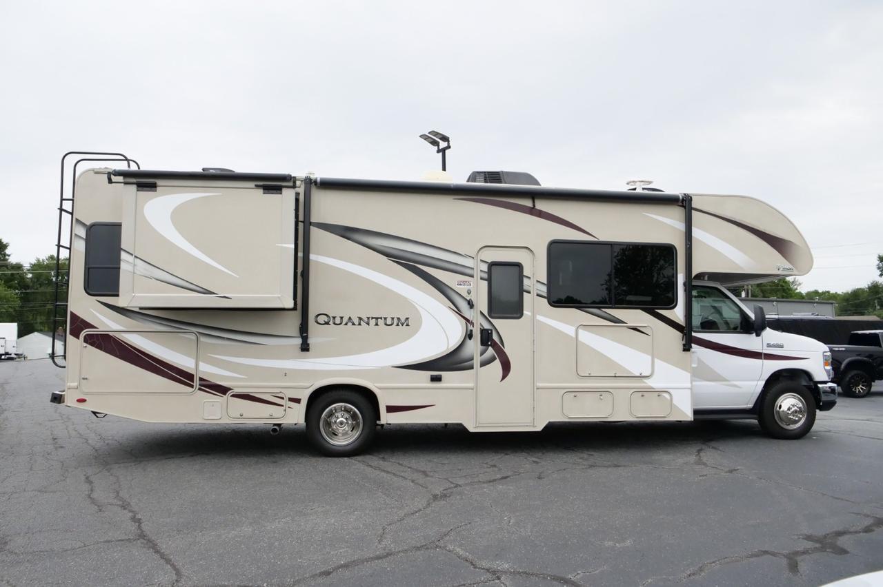 2018 Thor Motor Coach Quantum / RW28 / Exterior TV / MEGA Storage! Lincolnton NC