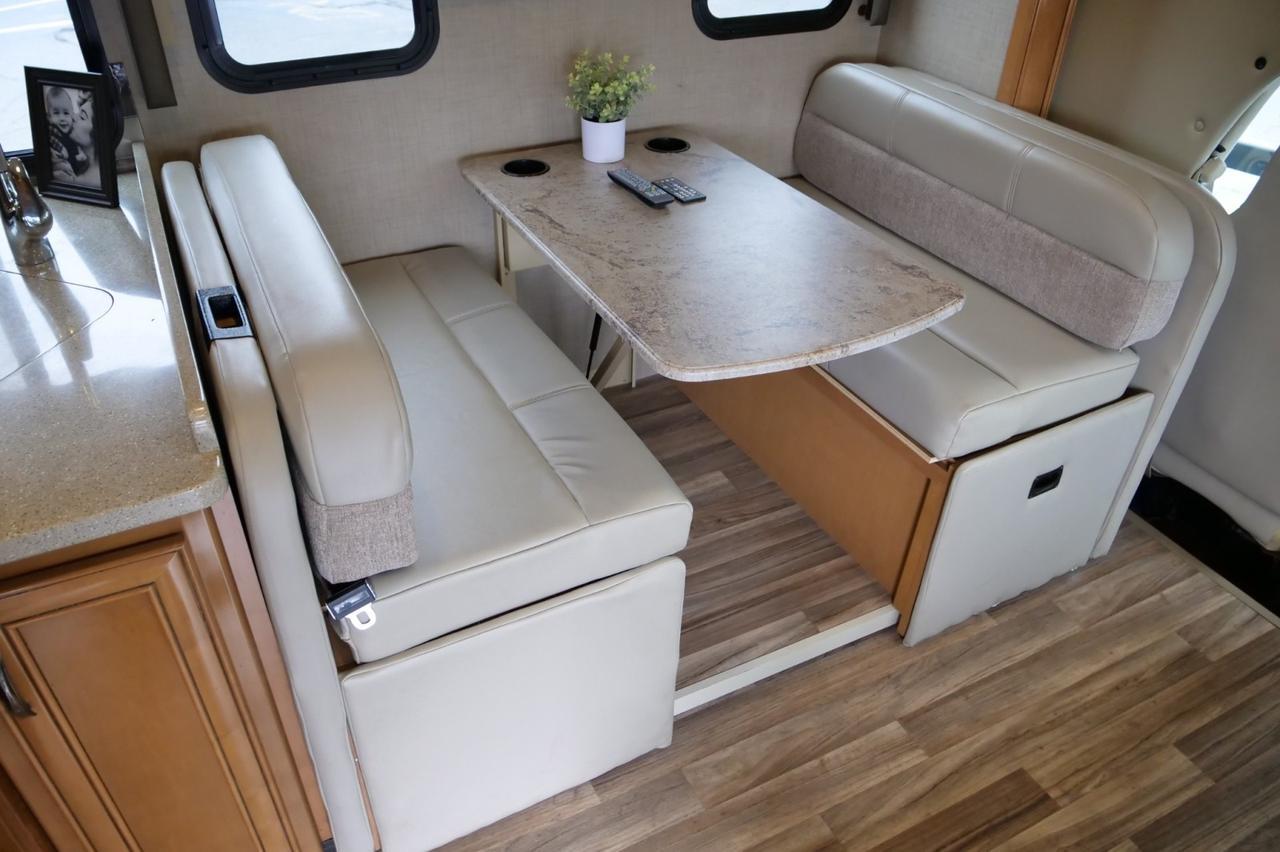2018 Thor Motor Coach Quantum / RW28 / Exterior TV / MEGA Storage! Lincolnton NC