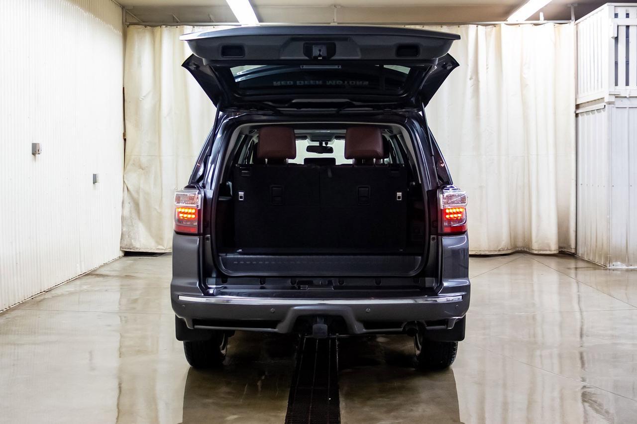 2018 Toyota 4Runner 4x4 Limited 3rd Row Leather Roof NAv Red Deer AB