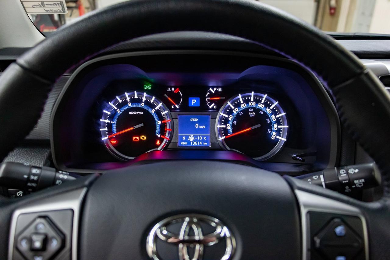 2018 Toyota 4Runner 4x4 Limited 3rd Row Leather Roof NAv Red Deer AB