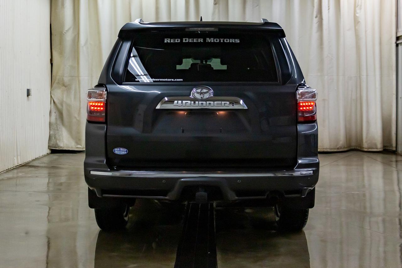 2018 Toyota 4Runner 4x4 Limited 3rd Row Leather Roof NAv Red Deer AB