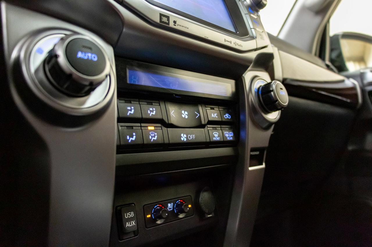 2018 Toyota 4Runner 4x4 Limited 3rd Row Leather Roof NAv Red Deer AB