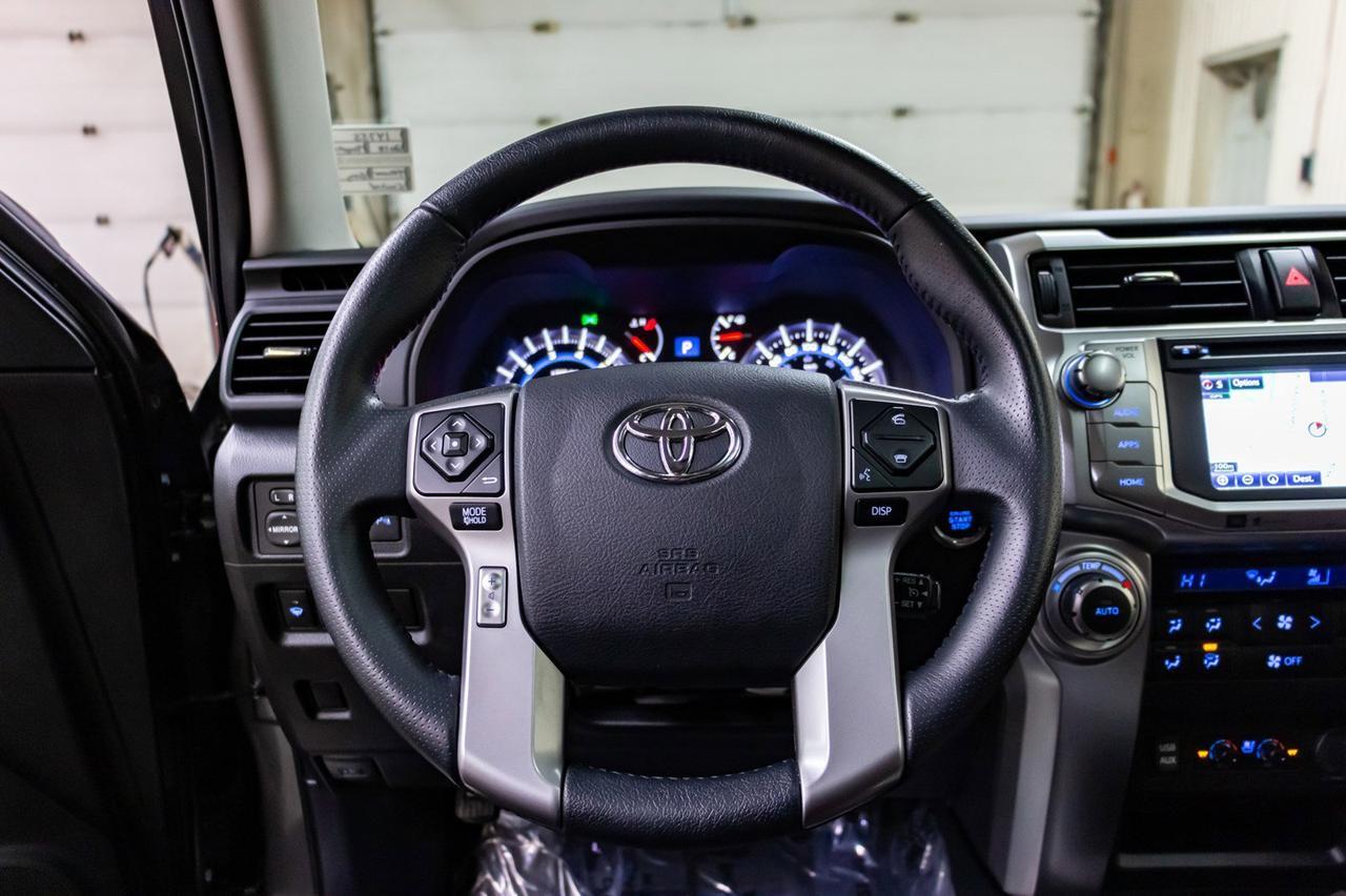 2018 Toyota 4Runner 4x4 Limited 3rd Row Leather Roof NAv Red Deer AB