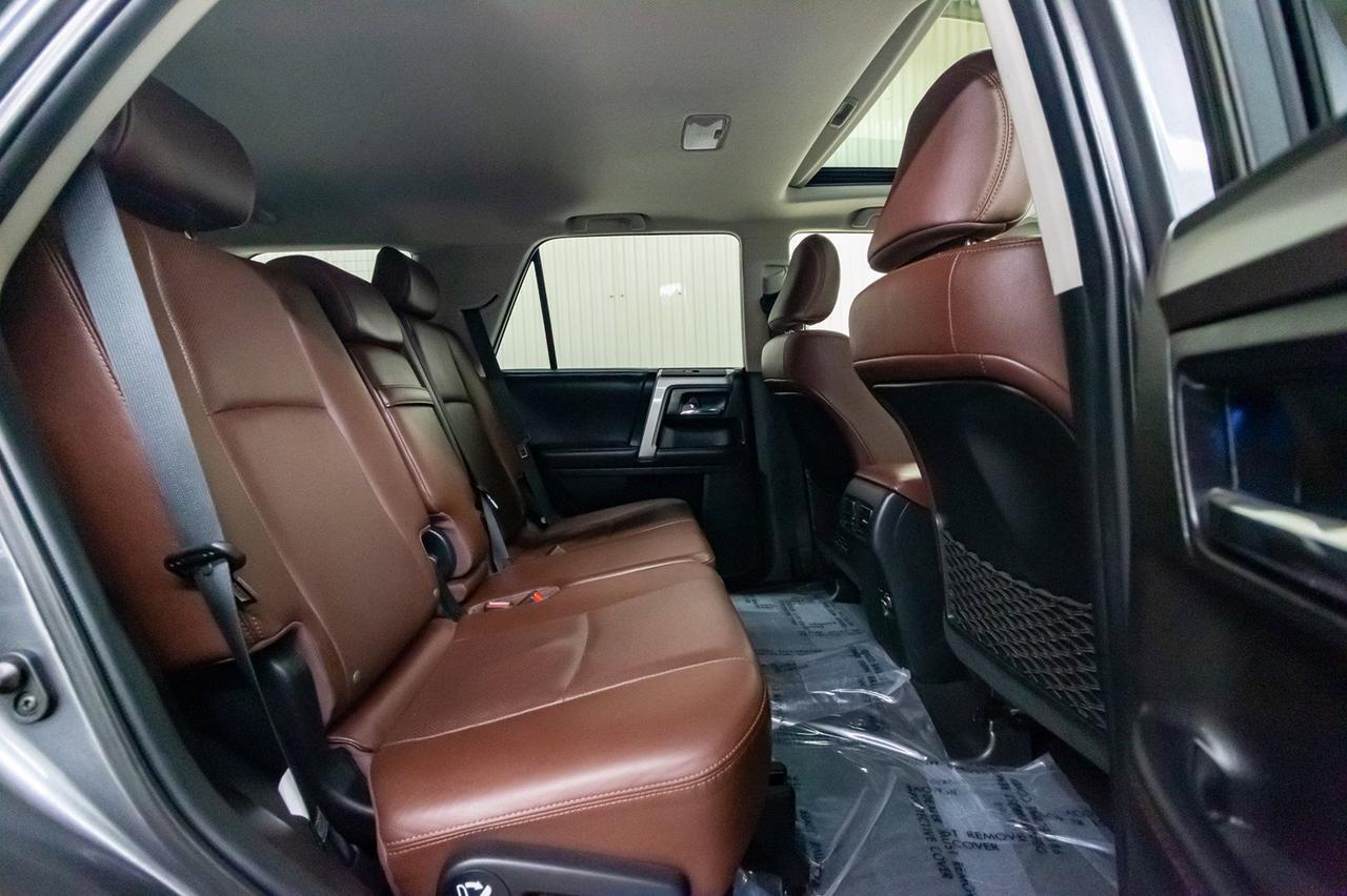 2018 Toyota 4Runner 4x4 Limited 3rd Row Leather Roof NAv Red Deer AB